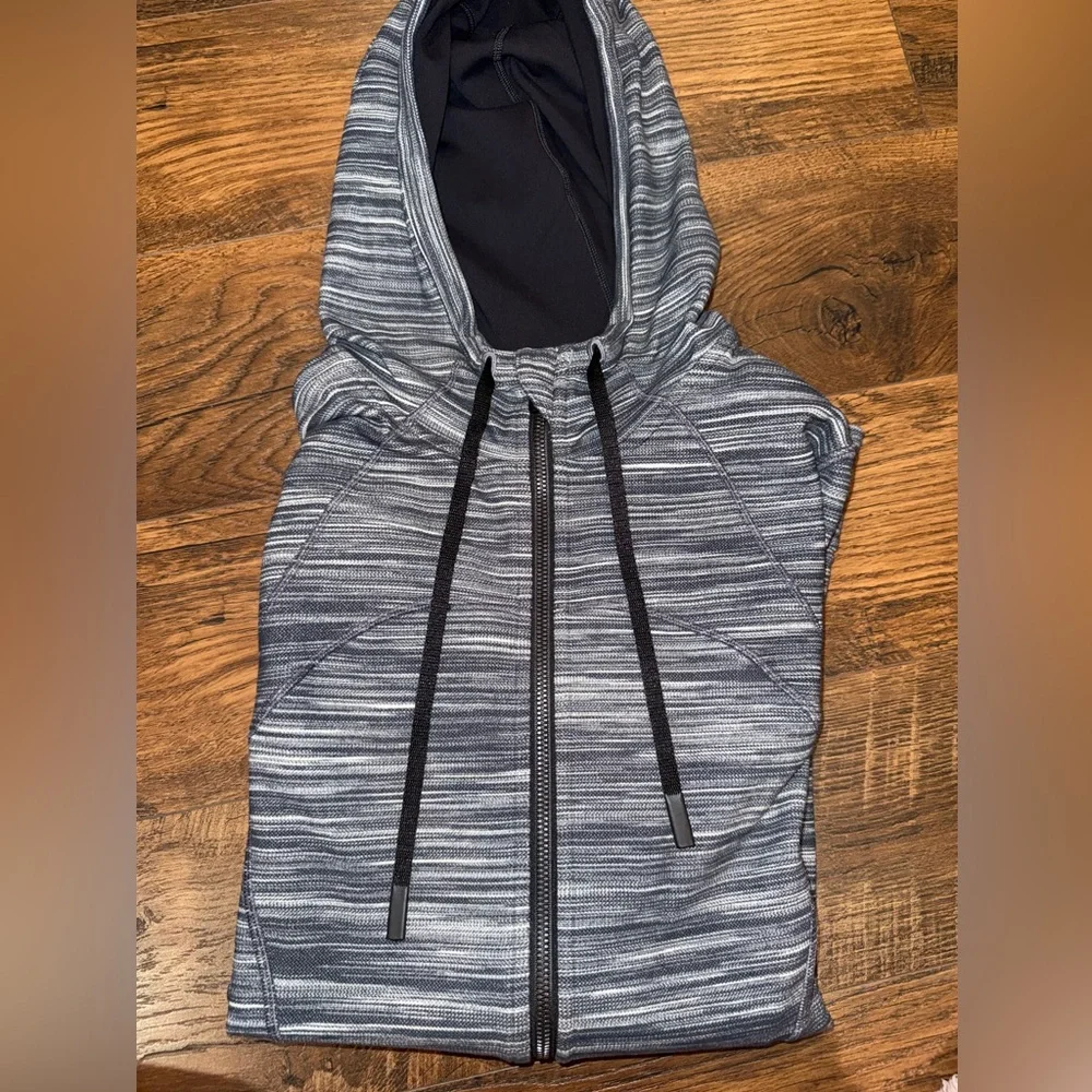 Lululemon Define Jacket - Picture 1 of 3
